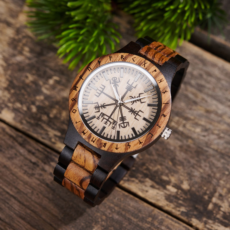 The Vegvísir Compass Watch
